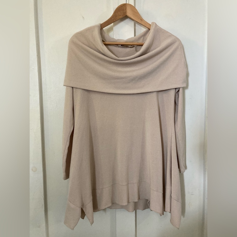 Soft surroundings cowl neck blouse tan soft slouchy minimalist neutral Medium